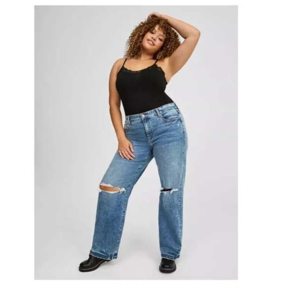 Torrid Womens Boyfriend Jeans Blue Distressed Ripped Knee Straight Leg Denim - Picture 4 of 8